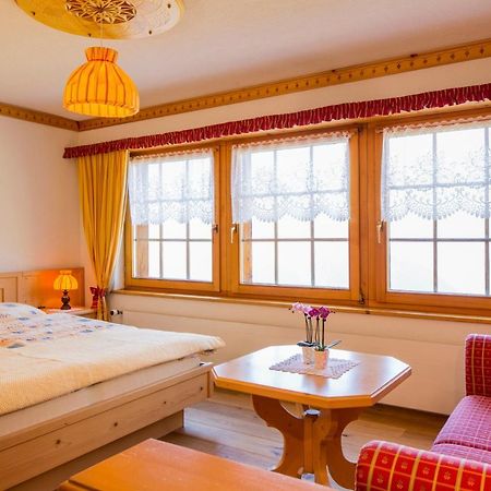 Alpenhotel Zur Wildi Lauchernalp Wiler Luaran gambar