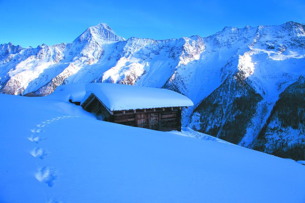 Alpenhotel Zur Wildi Lauchernalp Wiler Luaran gambar