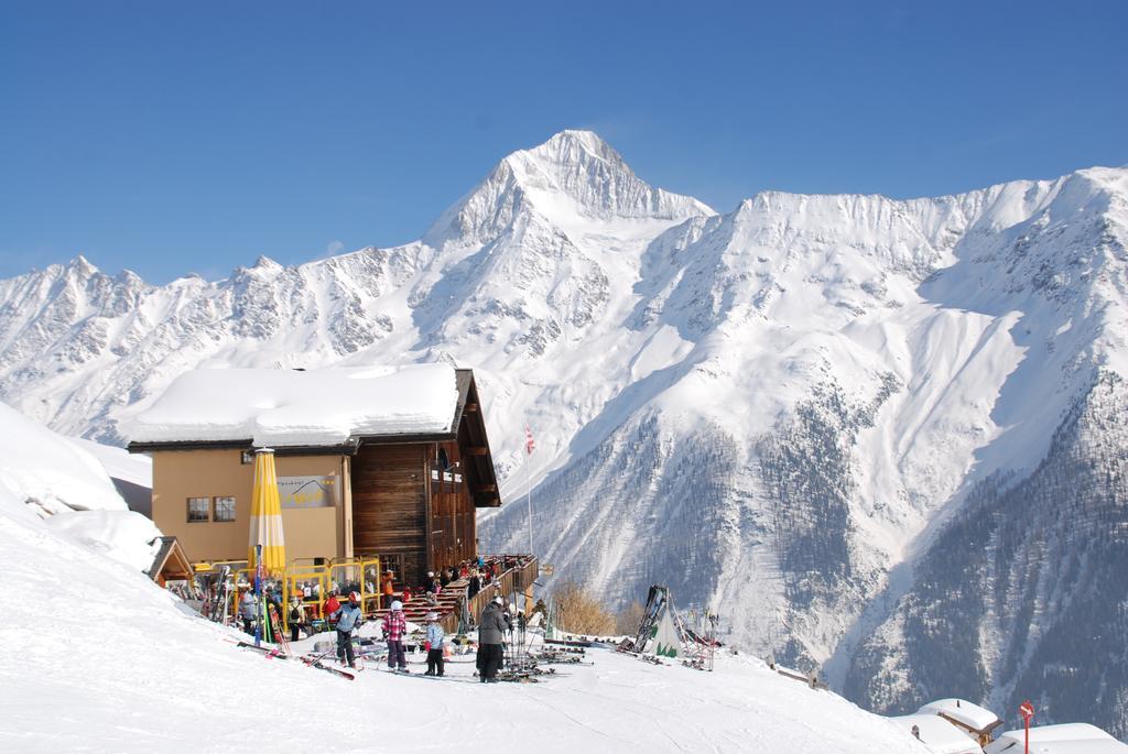 Alpenhotel Zur Wildi Lauchernalp Wiler Luaran gambar