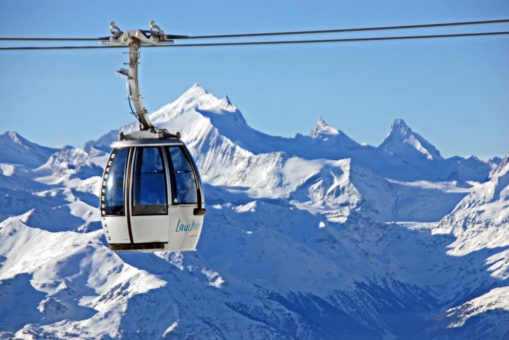 Alpenhotel Zur Wildi Lauchernalp Wiler Luaran gambar
