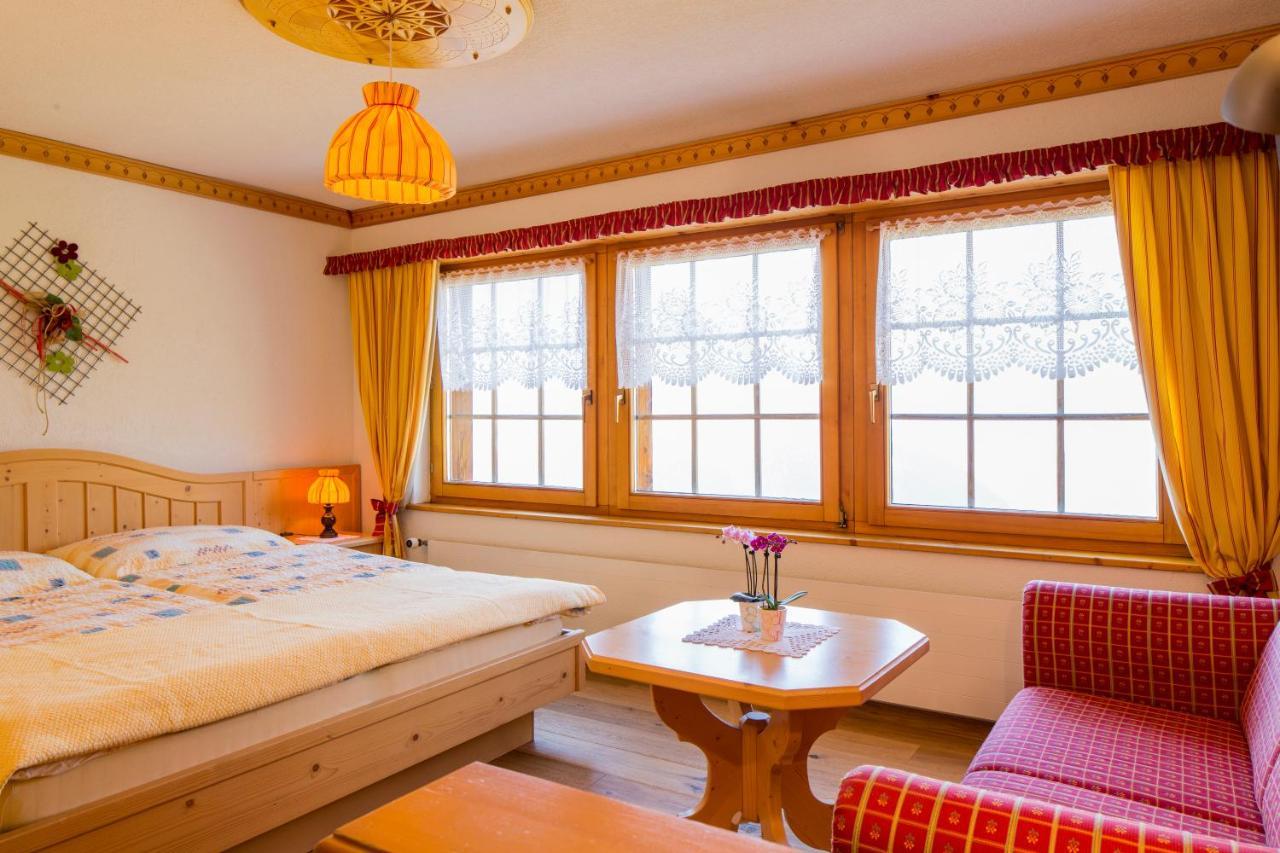 Alpenhotel Zur Wildi Lauchernalp Wiler Luaran gambar